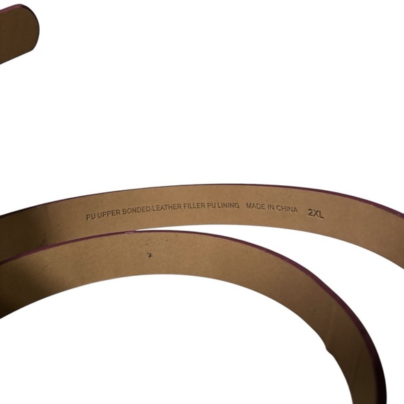 Target Fuschia Faux Leather Belt Silver Buckle Women’s Size 2XL - Picture 5 of 12